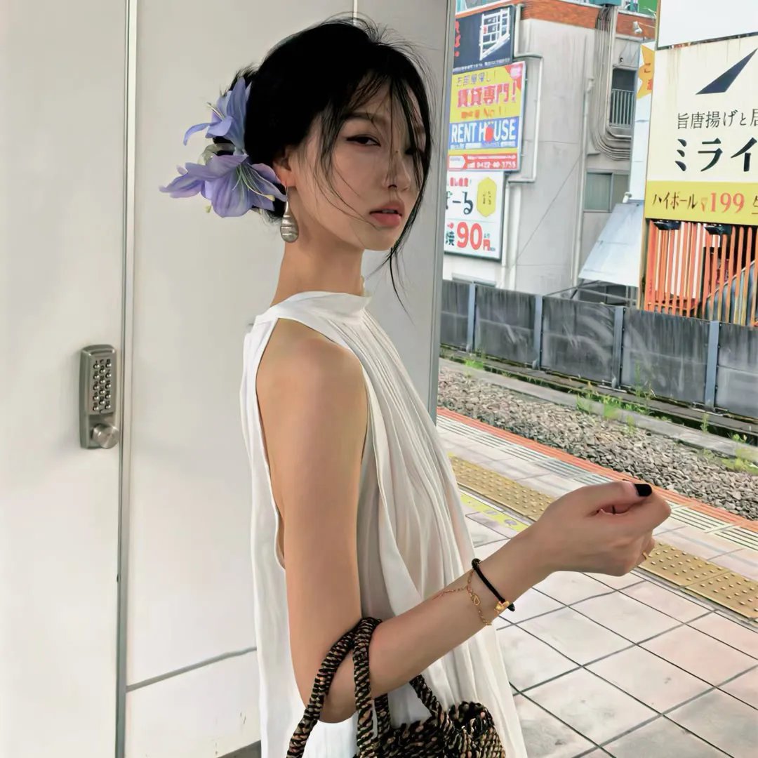 金爪女郎